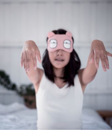 Somnambulism: varför människor går i sömnen — och om det är farligt