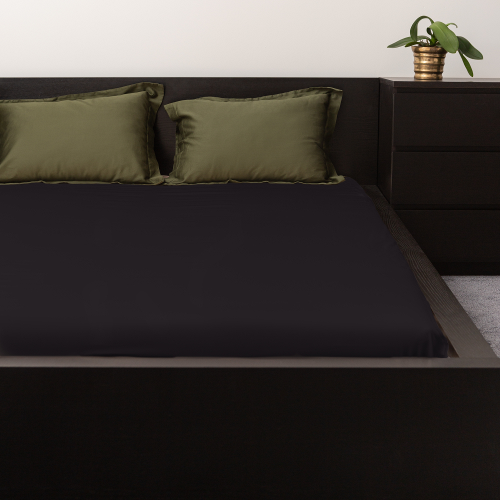 Satin dra-på-lakan „Midnight“, 140x200 cm, 160x200 cm Satin dra-på-lakan „Midnight“, 140x200 cm, 160x200 cm