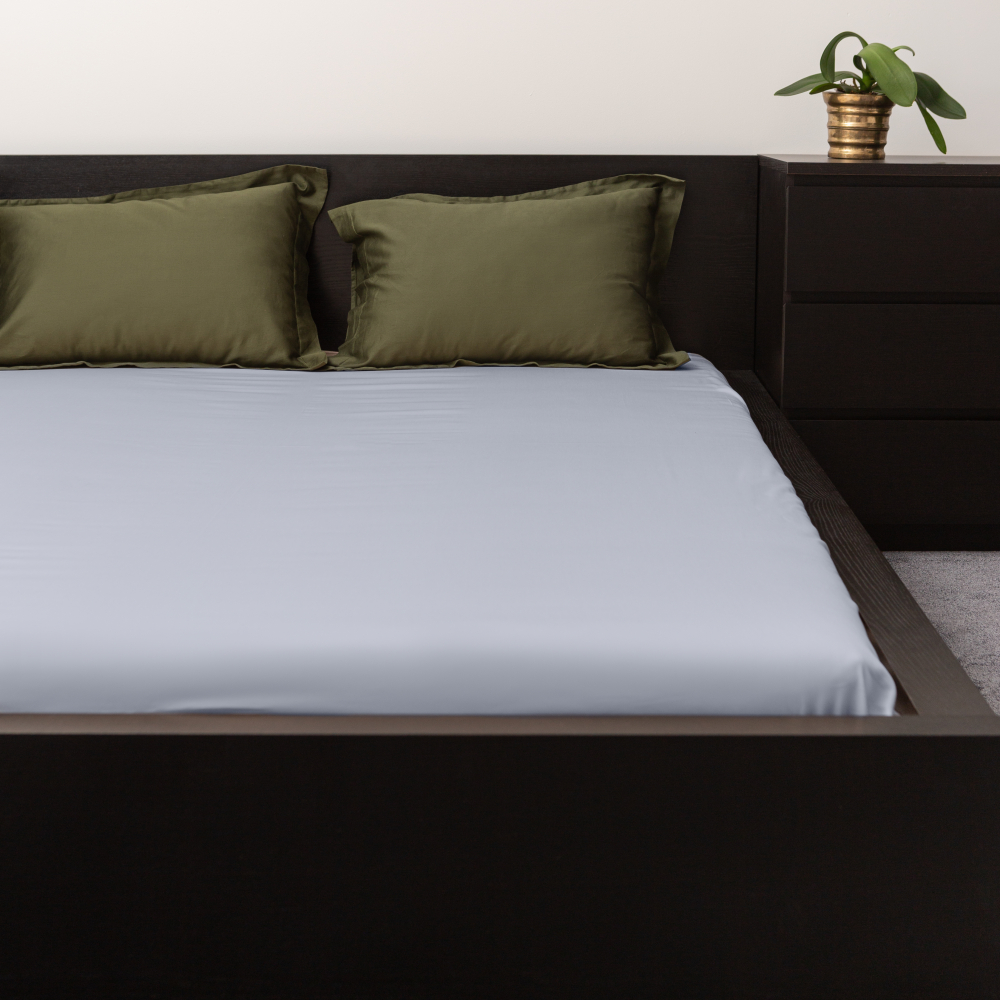 Satinlakan „Classic grey“, 150x220 cm, 180x220 cm, 200x220 cm Satinlakan „Classic grey“, 150x220 cm, 180x220 cm, 200x220 cm