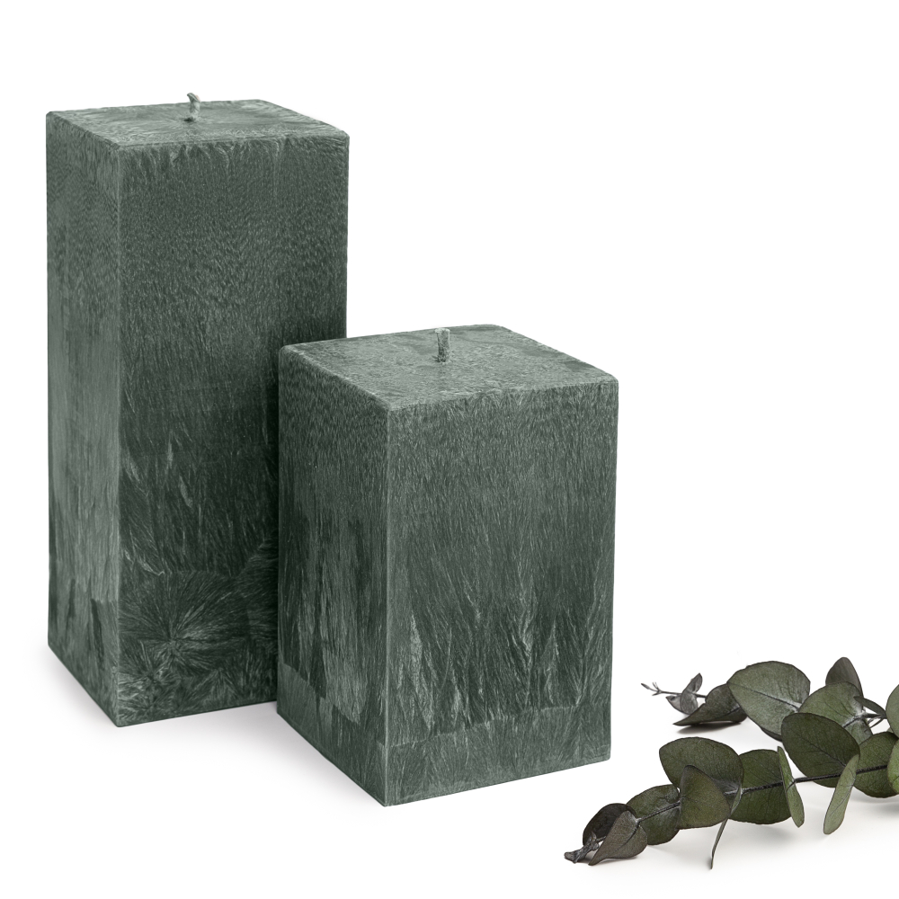 Handgjort ljus „Emerald“ 1 st. Handgjort ljus „Emerald“ 1 st.