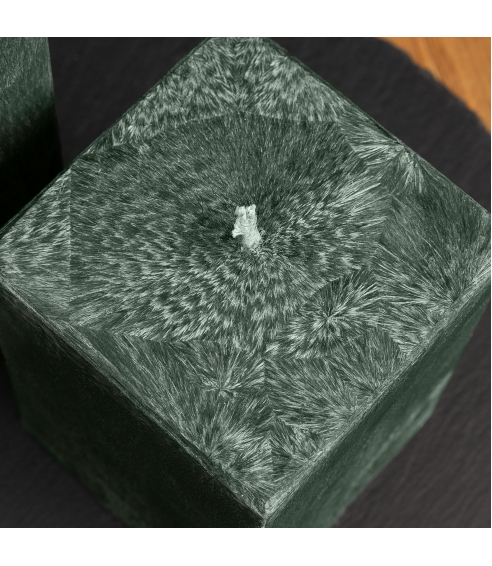 Handgjort ljus „Emerald“ 1 st.. Ljus