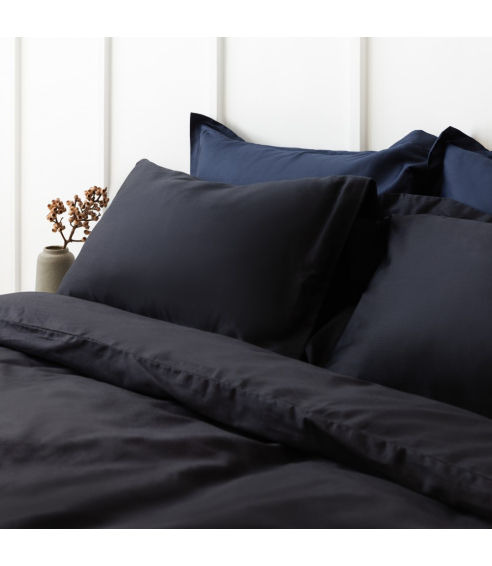 Satin örngott “Midnight” 1 st.. Örngott 50×70