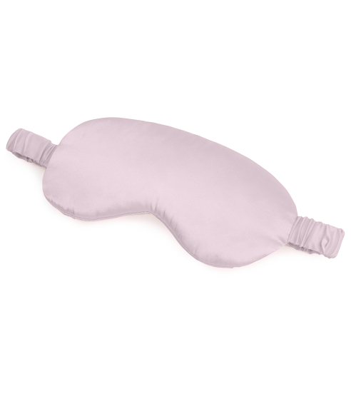 Sovmask siden „Perfume“. Smycken