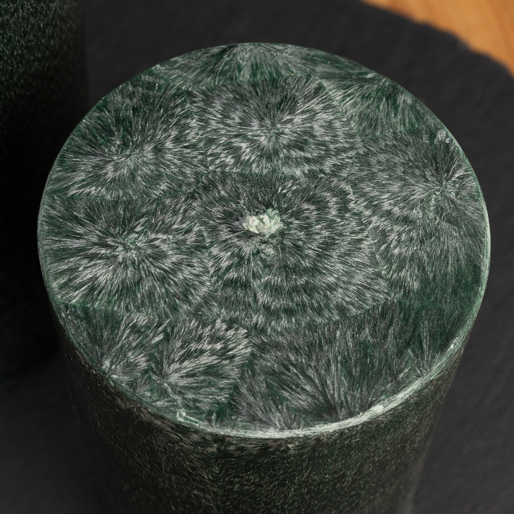 Handgjort ljus „Emerald“ 1 st. Handgjort ljus „Emerald“ 1 st.