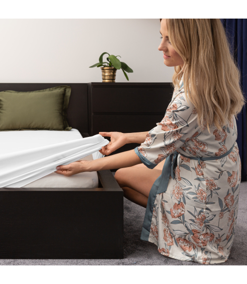 Satin dra-på-lakan „Classic White“. Dra på lakan
