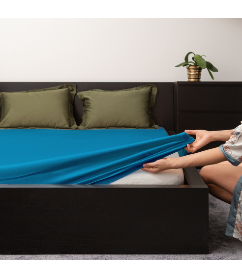 Satin dra-på-lakan „Turquoise“. Dra på lakan
