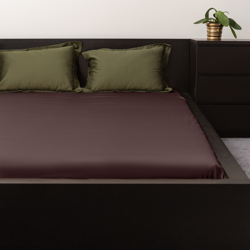Satin dra-på-lakan „Chocolate“, 90x200 cm, 140x200 cm, 160x200 cm, 180x200 cm Satin dra-på-lakan „Chocolate“, 90x200 cm, 140x200 cm, 160x200 cm, 180x200 cm