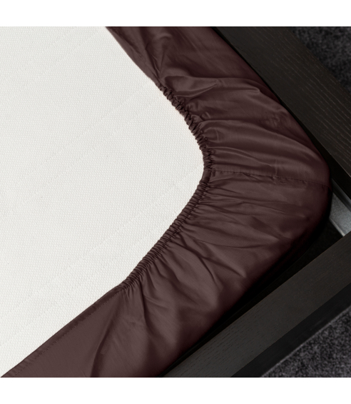 Satin dra-på-lakan „Chocolate“. Dra på lakan