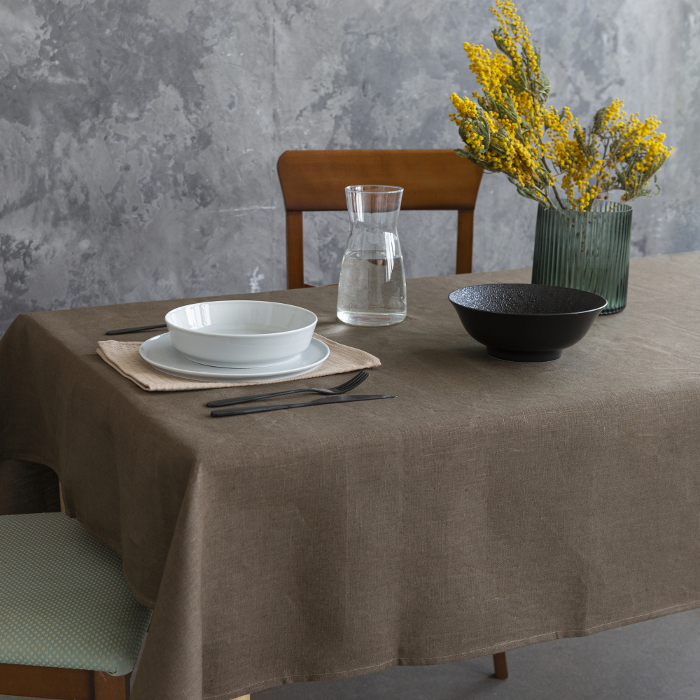 Bordsduk „Linen brown“. Linnedukar, 140x140 cm, 140x300 cm Bordsduk „Linen brown“. Linnedukar, 140x140 cm, 140x300 cm