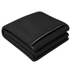 Dubbelsidigt överkast „Black trapuntino Bedspread“. Plädar, 170x250 cm, 200x250 cm. Ytan på det svartgrå dubbelsidiga överkastet är dekorerad med ett delikat mönster av djupa rektanglar.