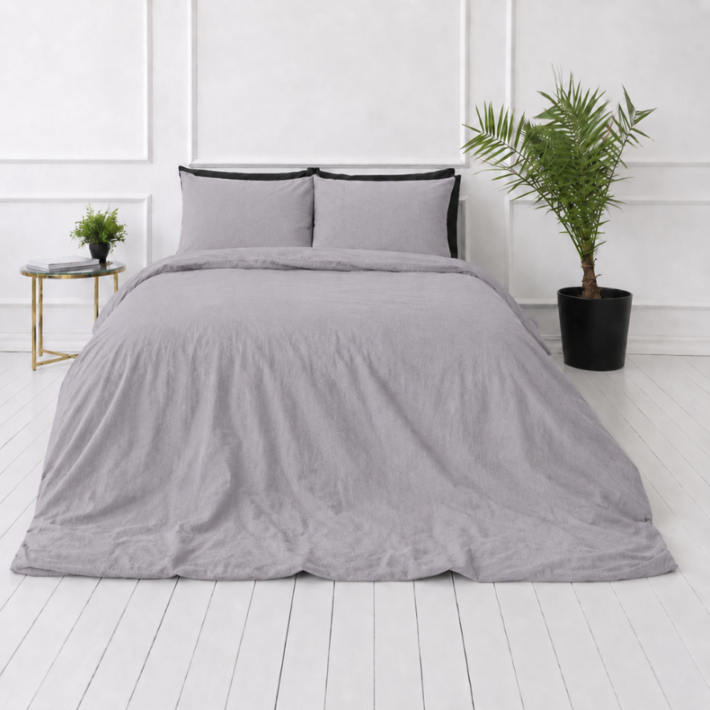 Linne sängkläder „Linen Pearl“. Påslakanset 150x210, 140x200 cm, 150x200 cm, 160x200 cm, 180x200 cm, 200x200 cm, 200x220 cm, 240x220 cm. Bäddset i pastellgrå och violett nyans för minimalistiska sovrum. Linne sängkläder „Linen Pearl“. Påslakanset 150x210, 140x200 cm, 150x200 cm, 160x200 cm, 180x200 cm, 200x200 cm, 200x220 cm, 240x220 cm. Bäddset i pastellgrå och violett nyans för minimalistiska sovrum.
