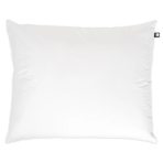 Kudde „Familon Original Pillow“. Vit kudde i minimalistisk design med mjuk yta familon Kudde „Familon Original Pillow“. Vit kudde i minimalistisk design med mjuk yta familon