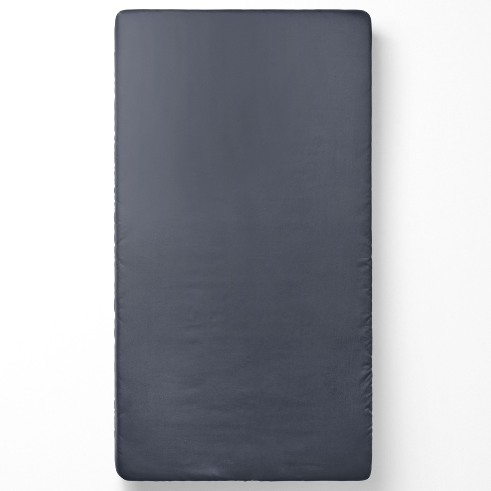 Lakan „Graphite“, 150x220 cm, 200x220 cm, 220x240 cm Lakan „Graphite“, 150x220 cm, 200x220 cm, 220x240 cm