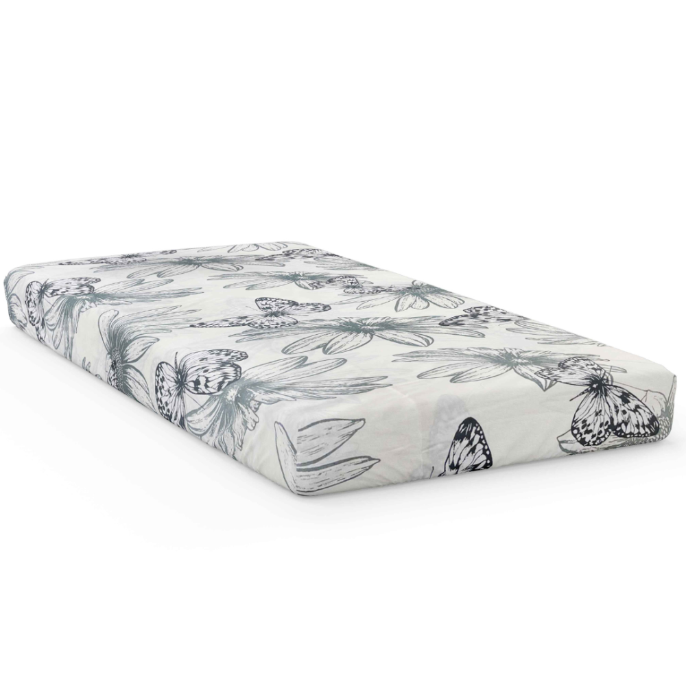 Lakan „Wildflower“, 150x220 cm, 180x220 cm, 200x230 cm Lakan „Wildflower“, 150x220 cm, 180x220 cm, 200x230 cm