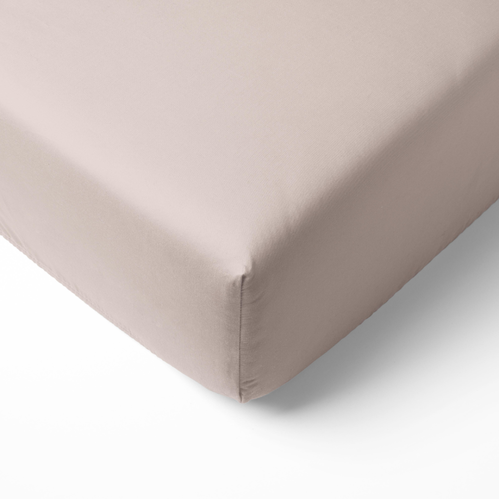Dra-på-lakan „Kremo“. Dra på lakan 160×200, 90x200 cm, 140x200 cm, 160x200 cm, 180x200 cm Dra-på-lakan „Kremo“. Dra på lakan 160×200, 90x200 cm, 140x200 cm, 160x200 cm, 180x200 cm