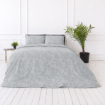 Påslakanset „Blossom“. Mönstrade sängkläder, 140x200 cm, 200x200 cm, 200x220 cm. Elegant bäddset med blåaktig bas och subtilt botaniskt mönster.