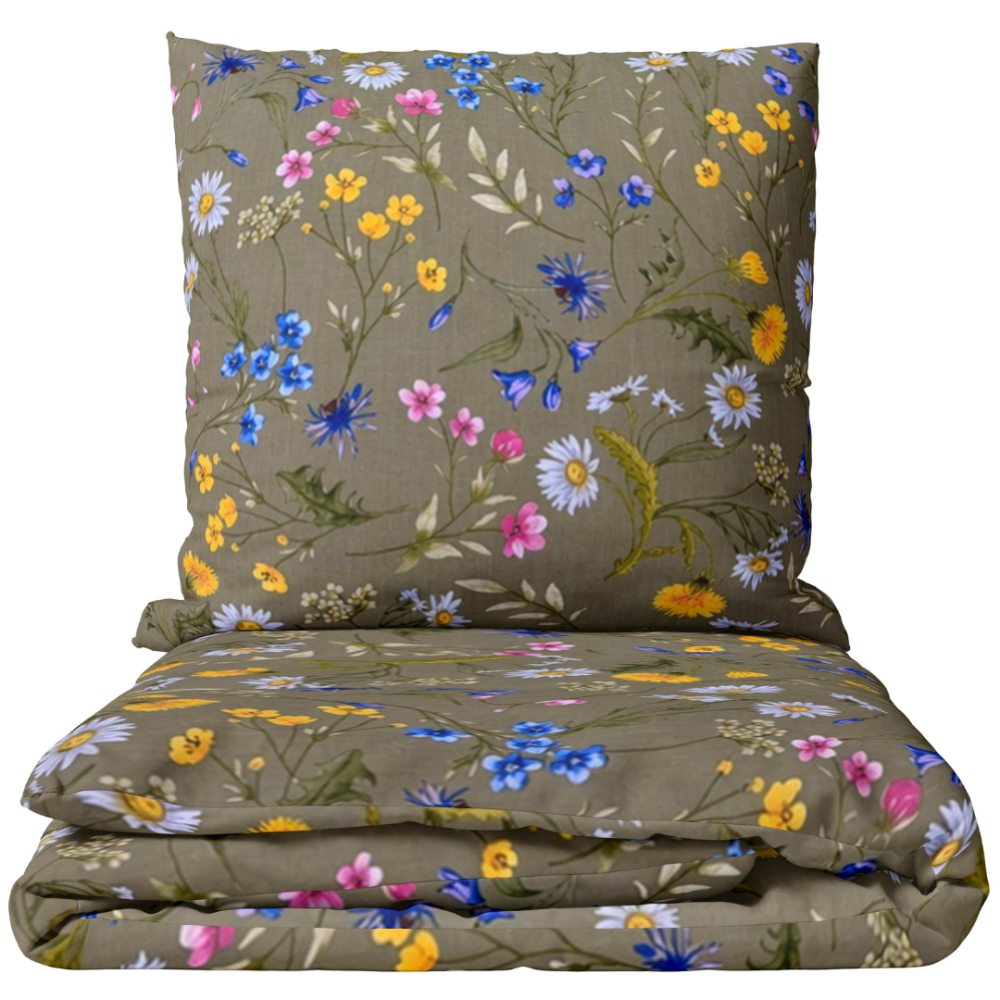 Påslakanset „Leafara“. Sängkläder 155x200, 140x200 cm, 150x200 cm, 160x200 cm, 180x200 cm, 200x200 cm, 200x220 cm, 240x220 cm. Grönt sängkläderset med små brokiga ängsblommor. Påslakanset „Leafara“. Sängkläder 155x200, 140x200 cm, 150x200 cm, 160x200 cm, 180x200 cm, 200x200 cm, 200x220 cm, 240x220 cm. Grönt sängkläderset med små brokiga ängsblommor.