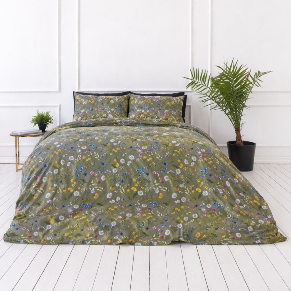 Påslakanset „Leafara“. Sängkläder 155x200, 140x200 cm, 150x200 cm, 160x200 cm, 180x200 cm, 200x200 cm, 200x220 cm, 240x220 cm. Naturligt grönt sängkläderset med romantiskt blommönster. Påslakanset „Leafara“. Sängkläder 155x200, 140x200 cm, 150x200 cm, 160x200 cm, 180x200 cm, 200x200 cm, 200x220 cm, 240x220 cm. Naturligt grönt sängkläderset med romantiskt blommönster.