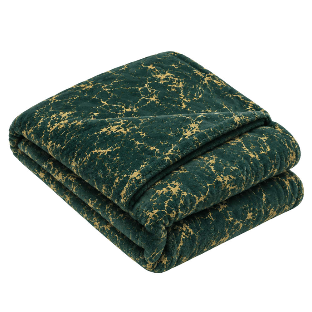 Pläd „Gilded Green fleece blanket“. Plädar, 200x220 cm. Mörkgrön pläd med ett tydligt gyllene marmorerat ådringsmönster. Pläd „Gilded Green fleece blanket“. Plädar, 200x220 cm. Mörkgrön pläd med ett tydligt gyllene marmorerat ådringsmönster.
