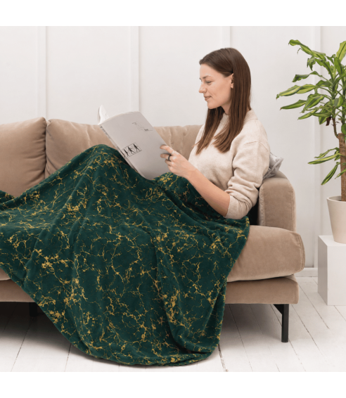 Pläd „Gilded Green fleece blanket“. Plädar