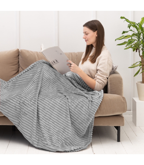 Pläd „Steel Tint fleece blanket“. Plädar