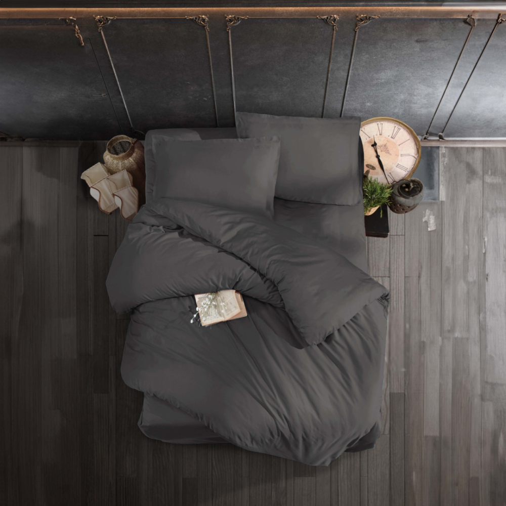 Premium satin påslakanset „Anthracite“. Enfärgade sängkläder, 140x200 cm, 200x200 cm, 200x220 cm Premium satin påslakanset „Anthracite“. Enfärgade sängkläder, 140x200 cm, 200x200 cm, 200x220 cm