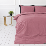 Premium satin påslakanset „Grape sateen“. Påslakanset 150x210, 140x200 cm, 150x200 cm, 160x200 cm, 180x200 cm, 200x200 cm, 200x220 cm, 240x220 cm. Bäddset i rosa mauve-ton med subtil och elegant känsla Premium satin påslakanset „Grape sateen“. Påslakanset 150x210, 140x200 cm, 150x200 cm, 160x200 cm, 180x200 cm, 200x200 cm, 200x220 cm, 240x220 cm. Bäddset i rosa mauve-ton med subtil och elegant känsla