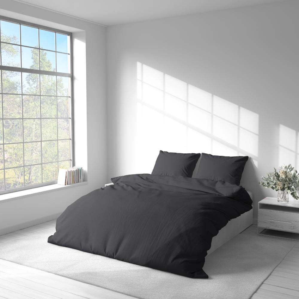Premium satin påslakanset „Graphite Satin“. Enfärgade sängkläder, 140x200 cm, 200x200 cm, 200x220 cm Premium satin påslakanset „Graphite Satin“. Enfärgade sängkläder, 140x200 cm, 200x200 cm, 200x220 cm