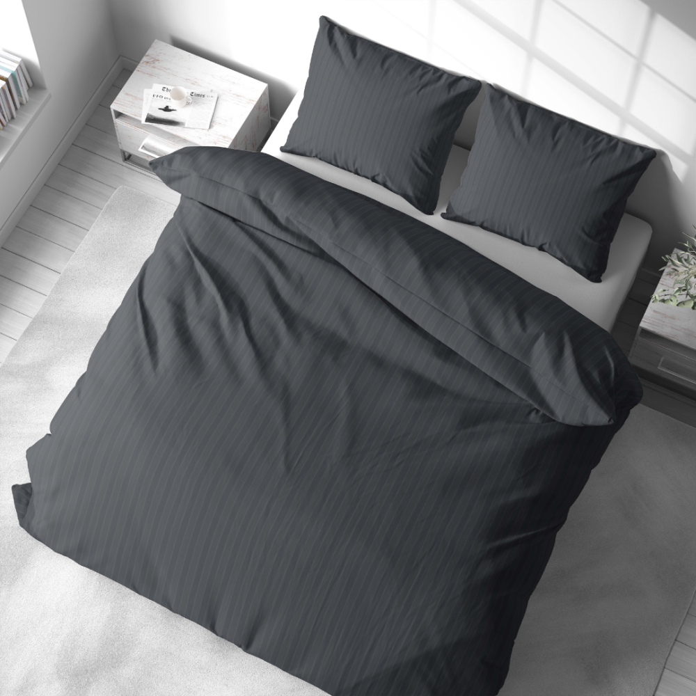 Premium satin påslakanset „Graphite Stripe Satin“. Påslakanset 135x200, 140x200 cm, 200x200 cm Premium satin påslakanset „Graphite Stripe Satin“. Påslakanset 135x200, 140x200 cm, 200x200 cm
