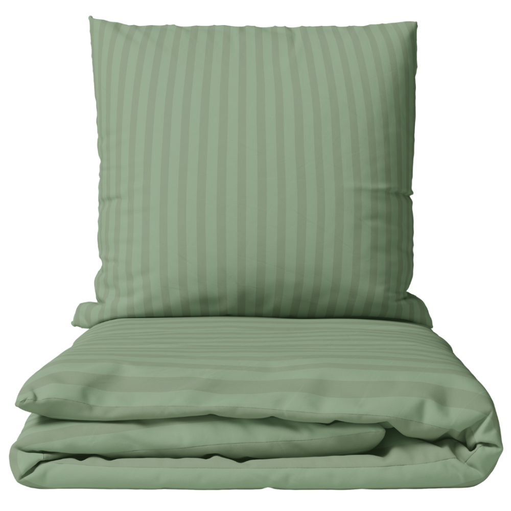 Premium satin påslakanset „Pistachio Stripe Sateen“. Påslakanset 150x210, 140x200 cm, 150x200 cm, 160x200 cm, 180x200 cm, 200x200 cm, 200x220 cm, 240x220 cm. Grönaktigt bäddset med subtilt randigt mönster Premium satin påslakanset „Pistachio Stripe Sateen“. Påslakanset 150x210, 140x200 cm, 150x200 cm, 160x200 cm, 180x200 cm, 200x200 cm, 200x220 cm, 240x220 cm. Grönaktigt bäddset med subtilt randigt mönster
