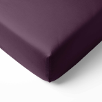 Satinlakan „Plum glow“, 150x220 cm, 200x220 cm, 220x240 cm Satinlakan „Plum glow“, 150x220 cm, 200x220 cm, 220x240 cm