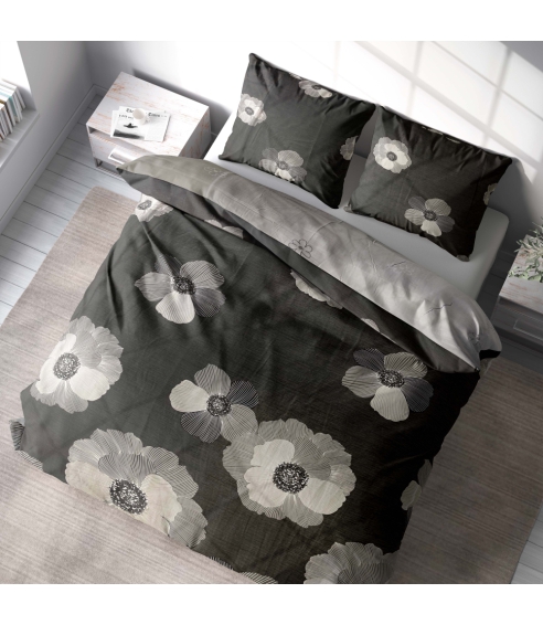 Satin örngott “Poppiescape”. Örngott 50×70