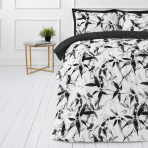 Satin påslakanset „Smoky Petals“. Sängkläder 155x200, 140x200 cm, 150x200 cm, 160x200 cm, 180x200 cm, 200x200 cm, 200x220 cm Satin påslakanset „Smoky Petals“. Sängkläder 155x200, 140x200 cm, 150x200 cm, 160x200 cm, 180x200 cm, 200x200 cm, 200x220 cm
