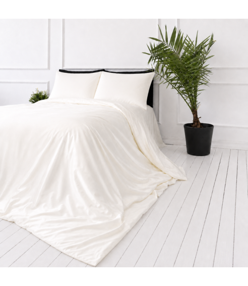 Sängkläder i siden „Pearl White Silk“. Påslakanset 200x220