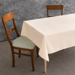Duk „Peach Calm Tablecloth“. Bomullsdukar, 140x200 cm, 140x240cm, 140x300 cm. Ljus persikofärgad enfärgad duk utan mönster Duk „Peach Calm Tablecloth“. Bomullsdukar, 140x200 cm, 140x240cm, 140x300 cm. Ljus persikofärgad enfärgad duk utan mönster