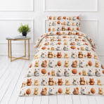 Barn bäddset “Besties”. Sängkläder 155x200, 140x200 cm, 150x200 cm, 160x200 cm. Bäddset med ljus krämfärgad bakgrund, lekfulla flerfärgade björnar och träd. Barn bäddset “Besties”. Sängkläder 155x200, 140x200 cm, 150x200 cm, 160x200 cm. Bäddset med ljus krämfärgad bakgrund, lekfulla flerfärgade björnar och träd.
