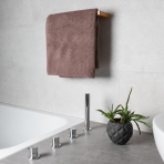 Badhandduk „Light Brown towel“, 50x100 cm, 70x140 cm. Vikt handduk i gråbrun nyans Badhandduk „Light Brown towel“, 50x100 cm, 70x140 cm. Vikt handduk i gråbrun nyans
