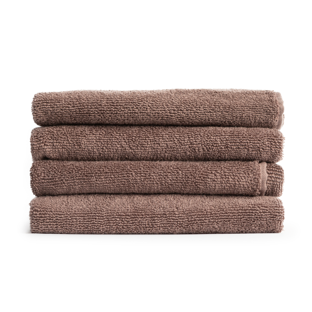 Badhandduk „Light Brown towel“, 50x100 cm, 70x140 cm. Brungrå enfärgad handduk med frottéstruktur Badhandduk „Light Brown towel“, 50x100 cm, 70x140 cm. Brungrå enfärgad handduk med frottéstruktur